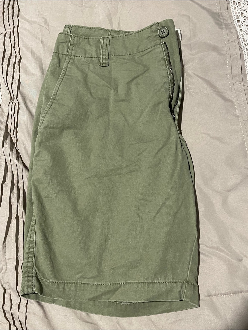 Old Navy Olive Green Flat Front Men's Shorts